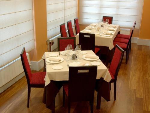 Hotel Restaurante Aldama Amurrio Esterno foto