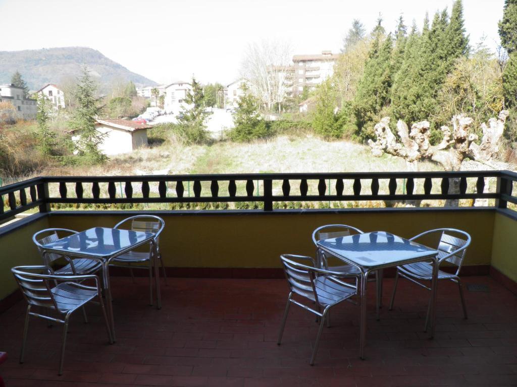 Hotel Restaurante Aldama Amurrio Esterno foto