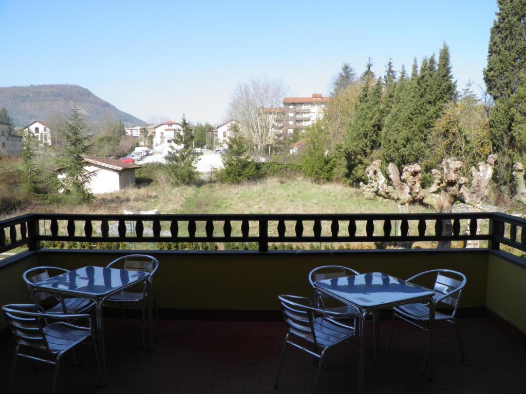 Hotel Restaurante Aldama Amurrio Esterno foto